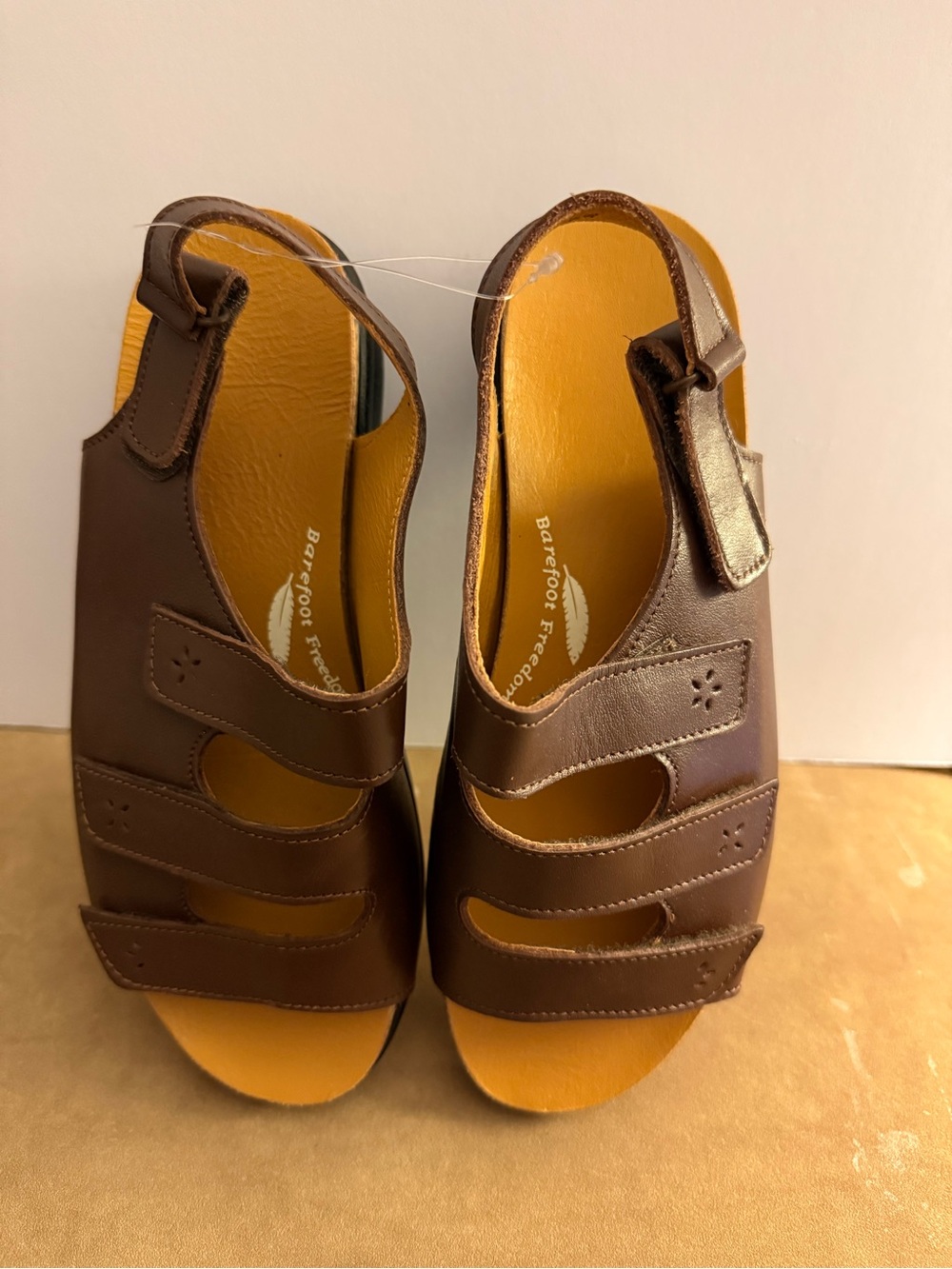 Barefoot Freedom Brown Leather Comfort Sandals Women’s 8.5 WW Double Wide